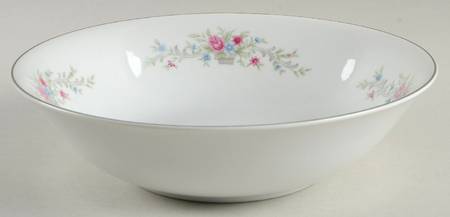 Fantasia 9" Round Vegetable Bowl