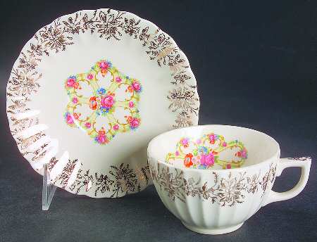 FLW2 Flat Cup & Saucer Set