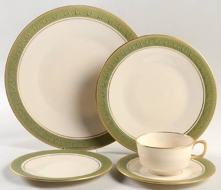 Antique Green 5 Piece Place Setting