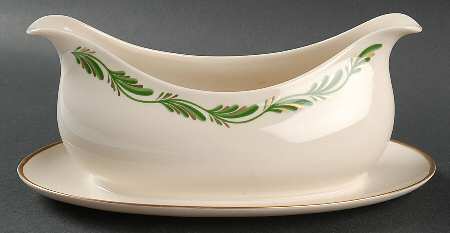 Arcadia Green Gravy Boat with Attached Underplate