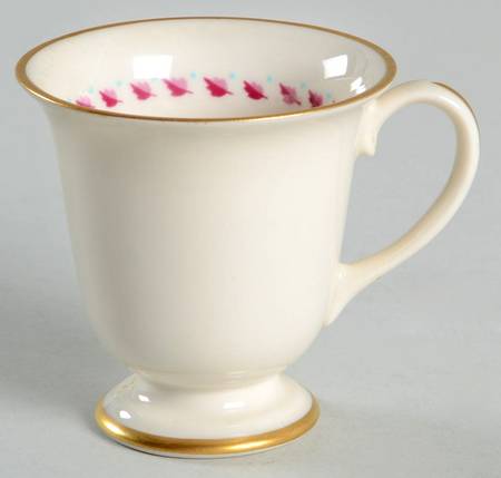 Arden Footed Demitasse Cup