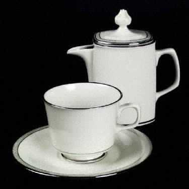 Ariel Footed Cup & Saucer Set by Franciscan