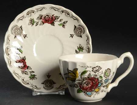 Bouquet (White Background) Flat Cup & Saucer Set