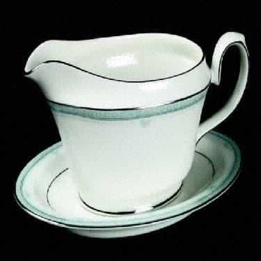 Bridgeton Gravy Boat & Underplate