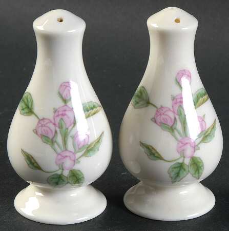 Chelan Salt & Pepper Set