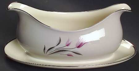 Claremont Gravy Boat with Attached Underplate