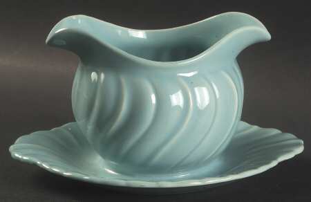 Coronado Aqua Glossy Gravy Boat with Attached Underplate