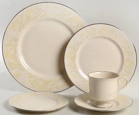 Crinoline (Pale Yellow) 5 Piece Place Setting