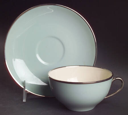 Dawn Flat Cup & Saucer Set