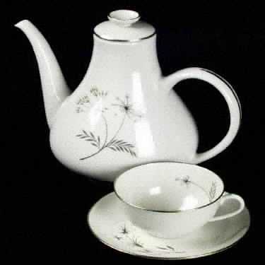 Debut Flat Cup & Saucer Set