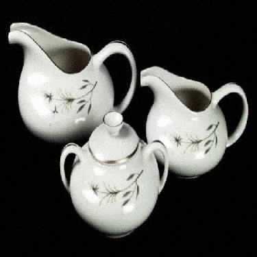 Debut Gravy Boat