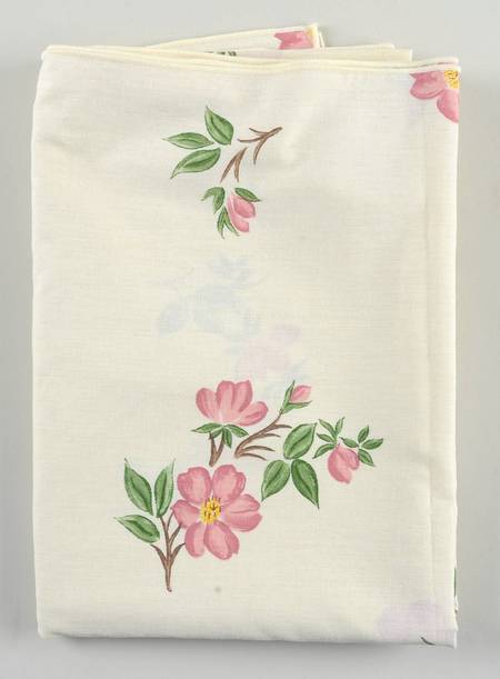 Desert Rose (England and Portugal Backstamp) 68" X 102" Rectangular Tablecloth