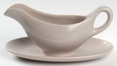 El Patio Gray (Matte) Gravy Boat with Attached Underplate