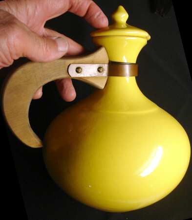 El Patio Bright Yellow (Glossy) Metal or Wood Handle Carafe & Lid