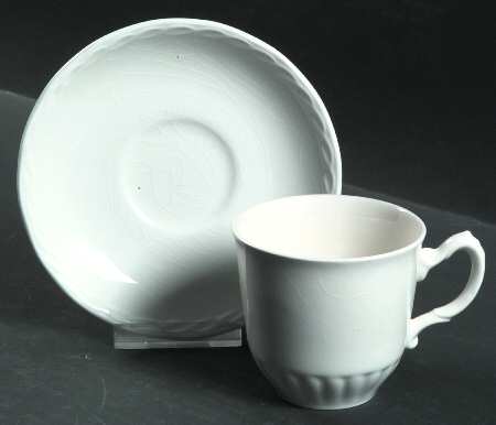 FN2 Flat Cup & Saucer Set