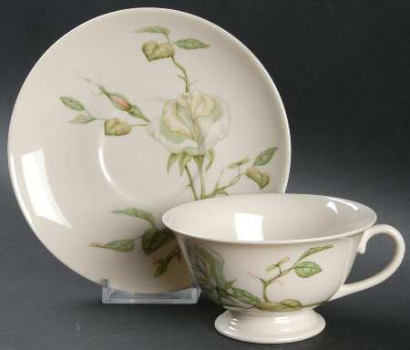 Granada Footed Cup & Saucer Set