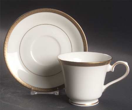 Footed Cup & Saucer Set