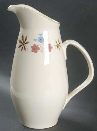 Larkspur 56 Oz Pitcher