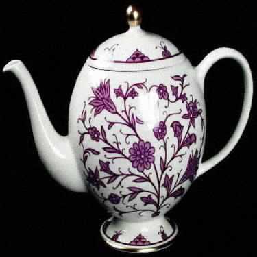 Lorraine Maroon Teapot & Lid