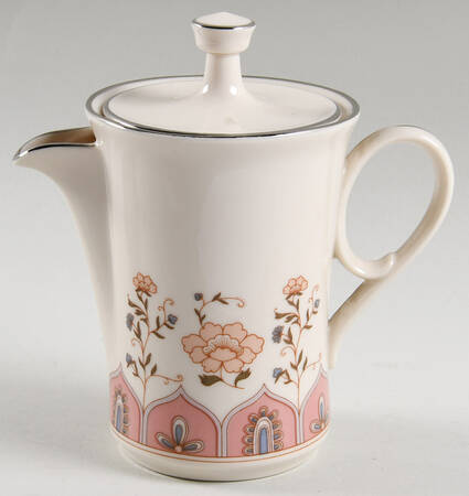 Madrigal Creamer & Lid