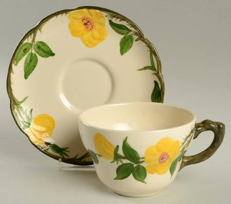Meadow Rose Oversized Cup & Saucer Set