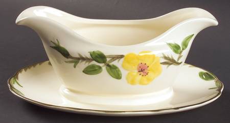 Meadow Rose Gravy Boat with Attached Underplate