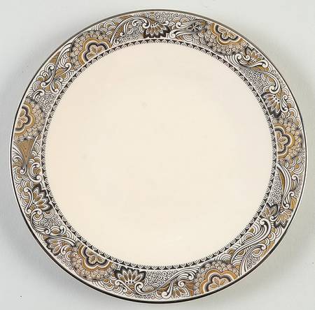 Nouvelle Ivory Salad Plate by Franciscan