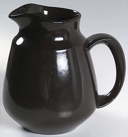 Nut Tree (USA) 32 Oz Pitcher