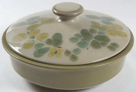 Pebble Beach 3 Quart Round Covered Casserole
