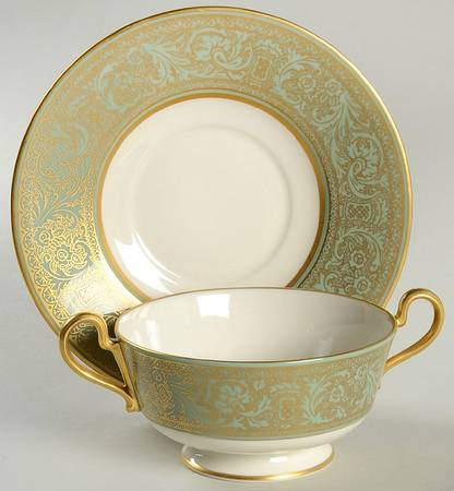 Renaissance Crown Footed Cream Soup Bowl & Saucer Set