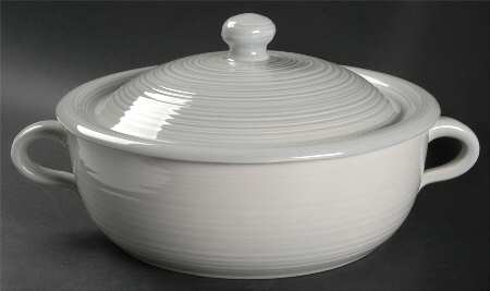 Reflections Blue 2 Qt Round Covered Casserole