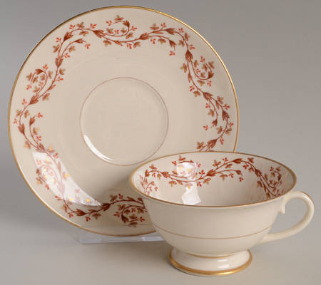 Ridgewood Footed Cup & Saucer Set