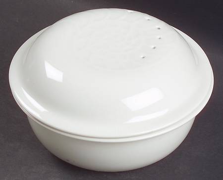 Sea Sculptures White Individual Casserole & Lid