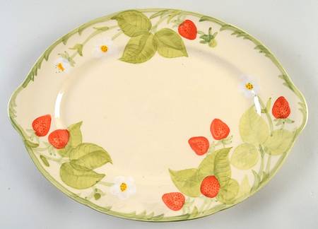 Strawberry Fair 14" Oval Serving Platter