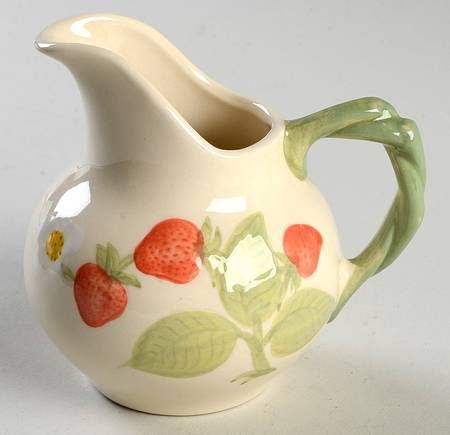 Strawberry Fair Creamer