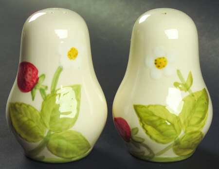 Strawberry Fair Salt & Pepper Set