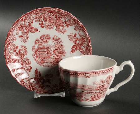 Tonquin Pink Flat Cup & Saucer Set