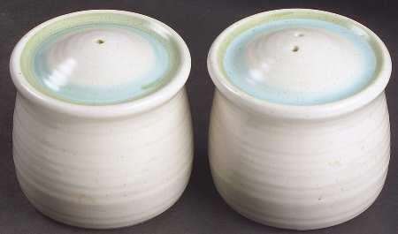 Tulip Time Salt & Pepper Set