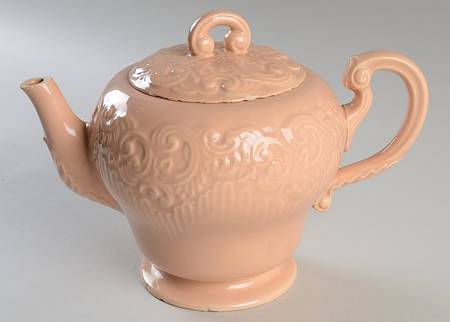 Victoria Pink Teapot & Lid