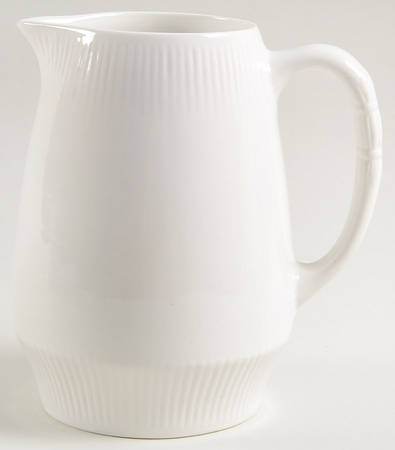 Viking 24 Oz Pitcher