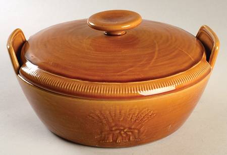 Wheat Golden Brown (Harvest) Round Covered Vegetable