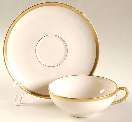 Wilshire (Encanto Coupe) Flat Cup & Saucer Set