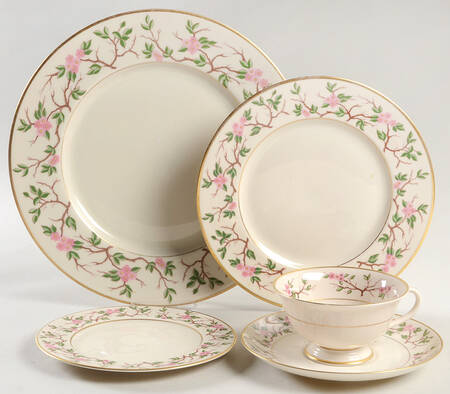Woodside 40 Piece Estate Set