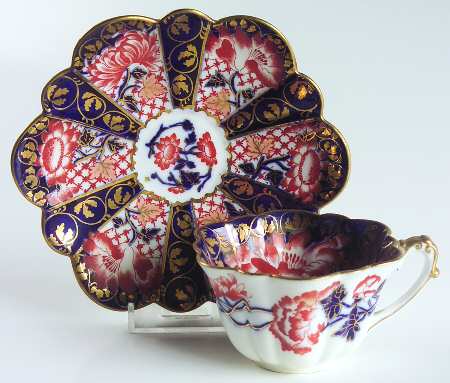 8889 Flat Cup & Saucer Set