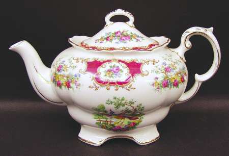 Broadway Maroon Teapot & Lid
