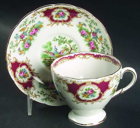 Broadway Maroon Footed Cup & Saucer Set