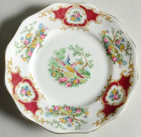 Broadway Maroon Dessert/Pie Plate