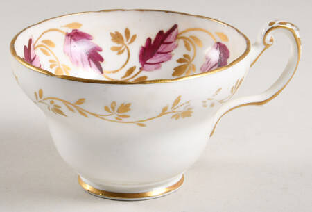 V2570 Footed Cup