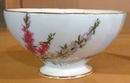 Highland Heather (12 Scalloped Salad Plate) Open Sugar Bowl