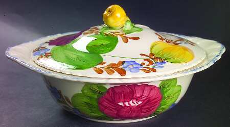 Belle Fiore Round Covered Vegetable